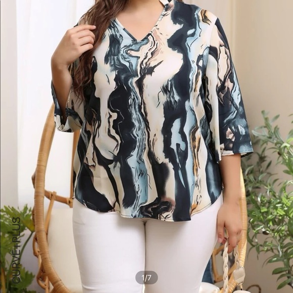 SHEIN Tops - SHEIN previously loved all over print, 4X